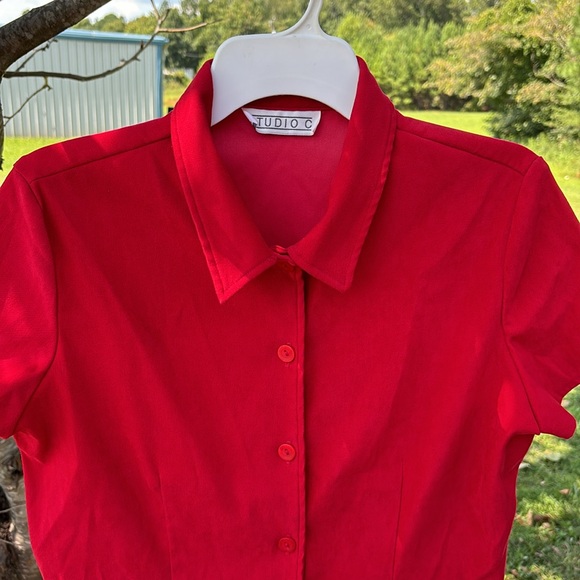 Studio C Red Faux Suede Short Sleeves Blazer Button Up Blouse Slits on Sides 16 - Picture 3 of 15